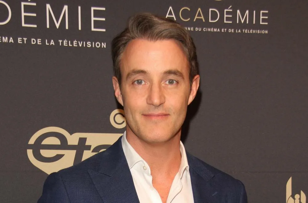 Ben Mulroney Early Years